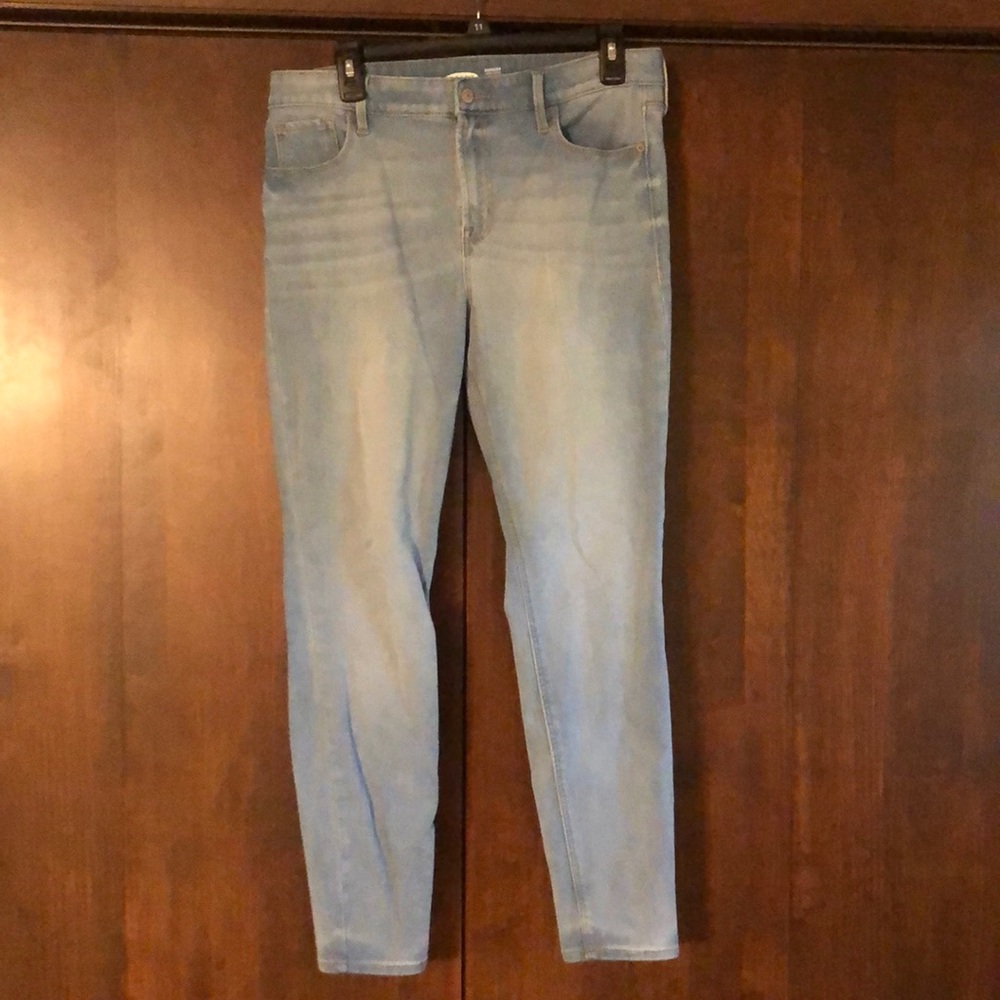 Old Navy Women’s Skinny Jeans